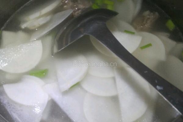 白萝卜排骨汤的做法图解4