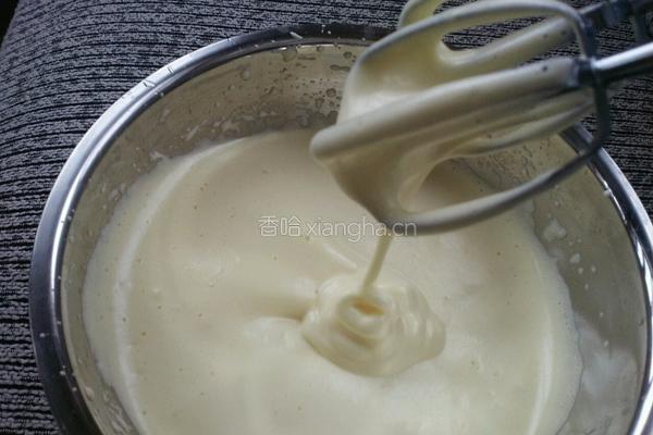 纸杯蛋糕的做法图解3