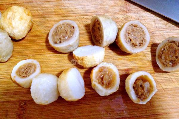 海鲜丸子炒芹菜的做法图解6