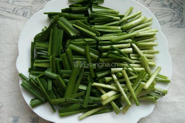 韭菜炒鸡蛋的做法图解1