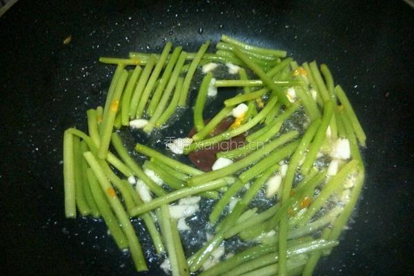 炒南瓜花的做法图解5