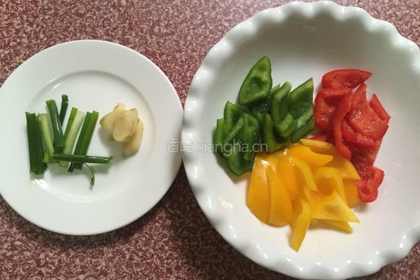 彩椒炒牛肉的做法图解3