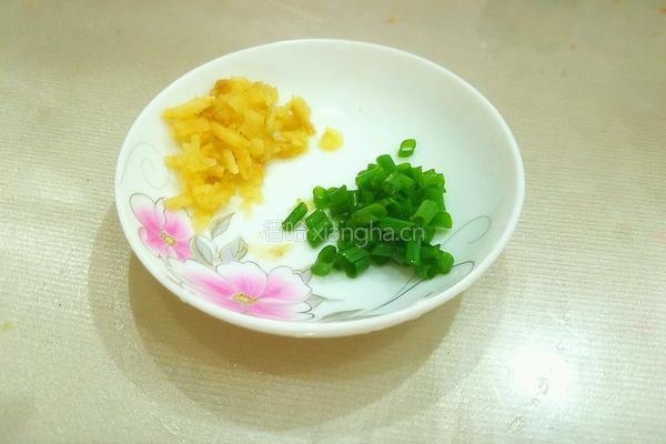 圣女果炒鸡蛋的做法图解4