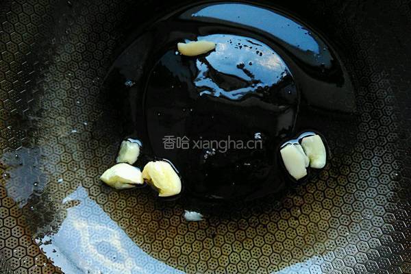 卷心菜炒腊肠的做法图解5