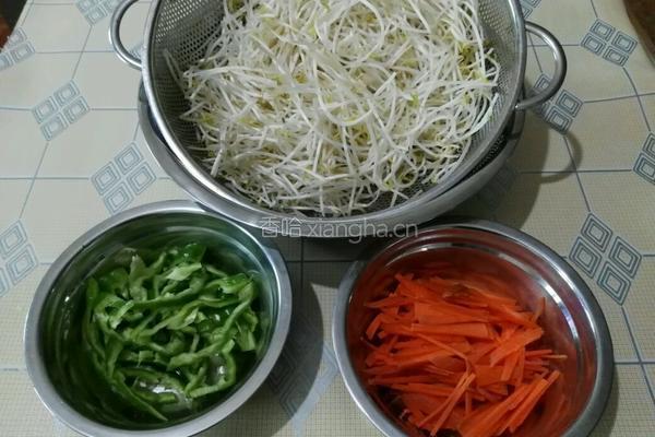 素拌绿豆芽的做法图解2
