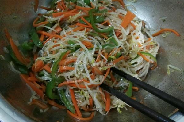 素拌绿豆芽的做法图解10