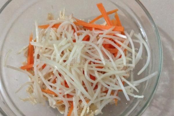 绿豆芽拌鸡丝的做法图解6