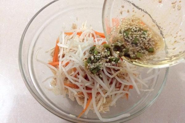 绿豆芽拌鸡丝的做法图解7