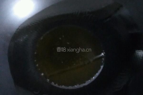 剁辣椒炒绿豆芽的做法图解2