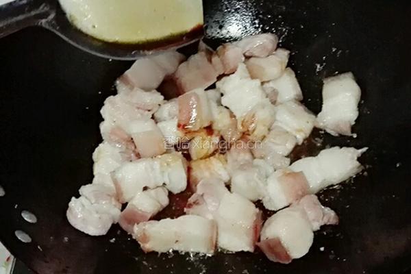 五花肉焖鹌鹑蛋的做法图解5