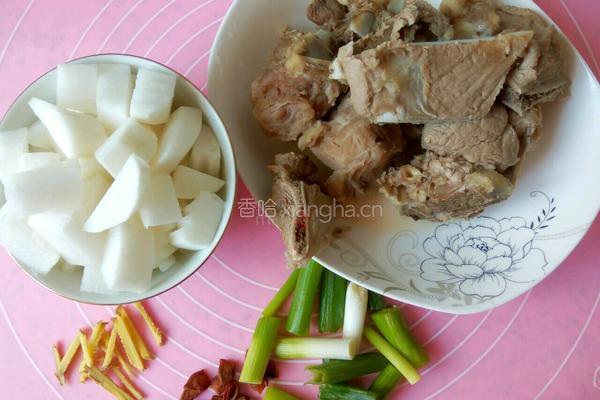 白萝卜炖尾骨的做法图解4