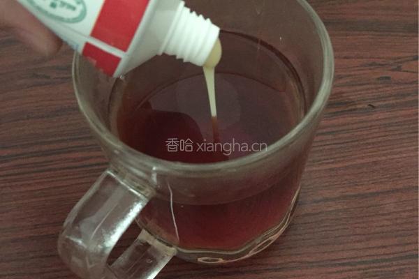 自制奶茶的做法图解4