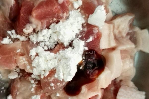 彩椒咕噜肉的做法图解4