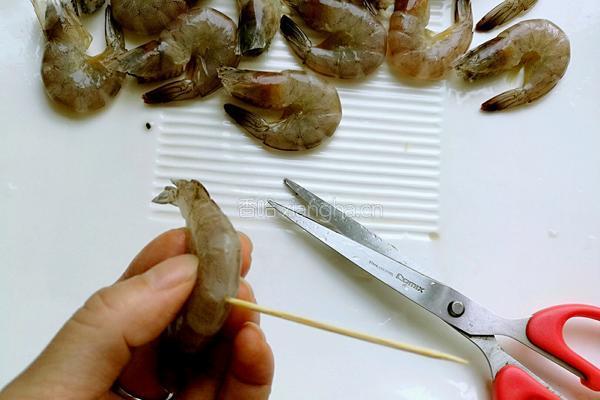 油焖大虾的做法图解2