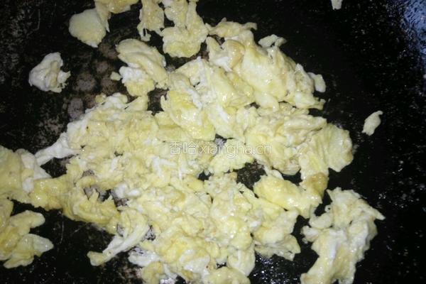 卷心菜炒馒头的做法图解3