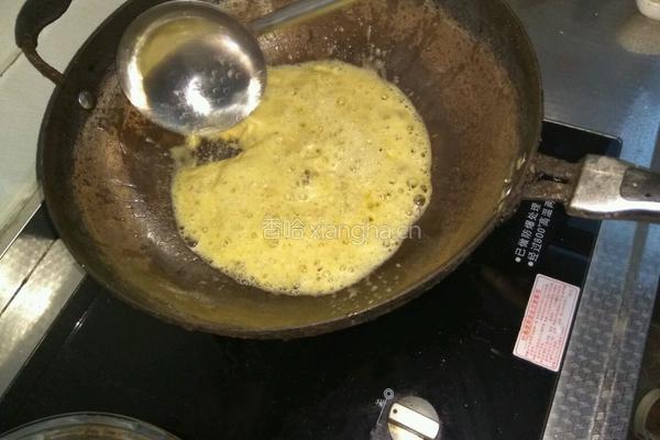 蛋黄娃娃菜的做法图解4