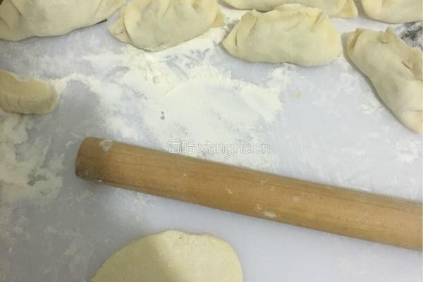 原生态包子加煎饺配番茄的做法图解6