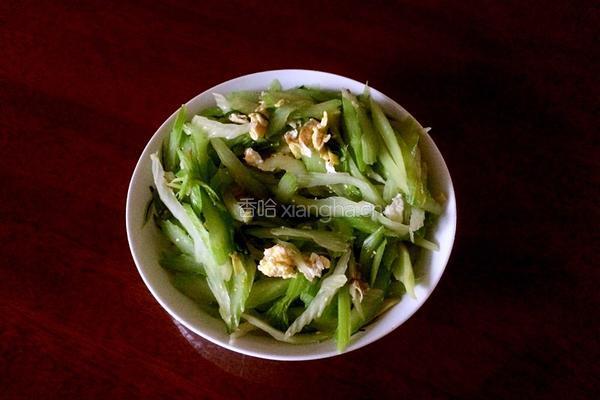 鸡蛋西芹小炒的做法图解7