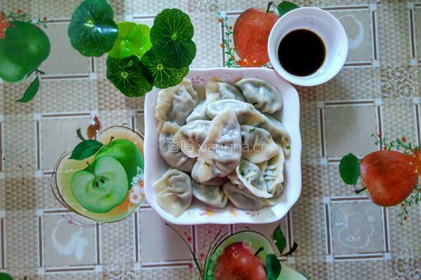 瘦肉韭菜饺子的做法图解6