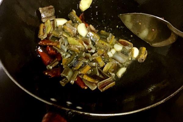 黄瓜烧鳝鱼麻辣版的做法图解5