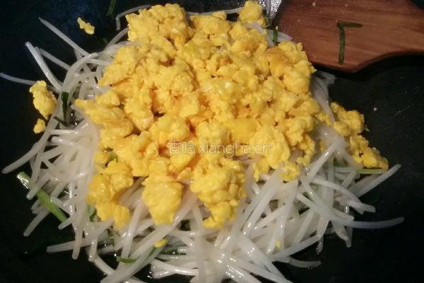 绿豆芽炒鸡蛋的做法图解9