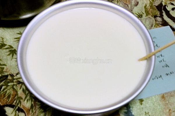 酸奶慕斯蛋糕的做法图解11