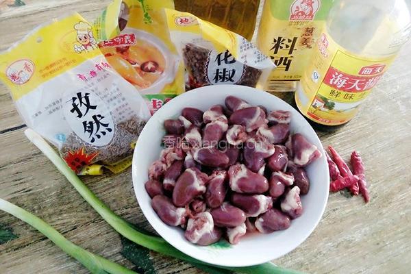 孜然鸡心的做法图解1