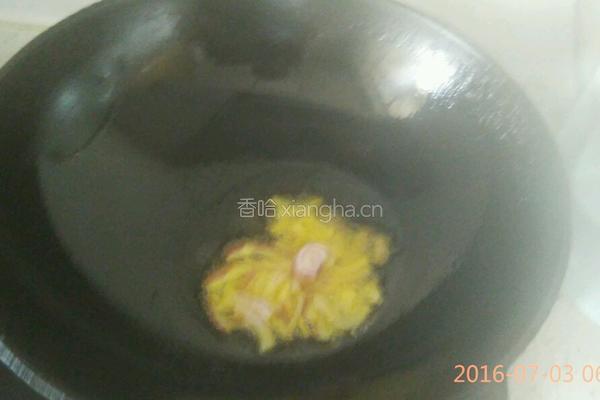 老黄瓜炒土豆片的做法图解3
