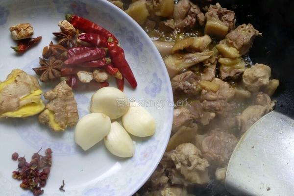 香菇烧鸡的做法图解5