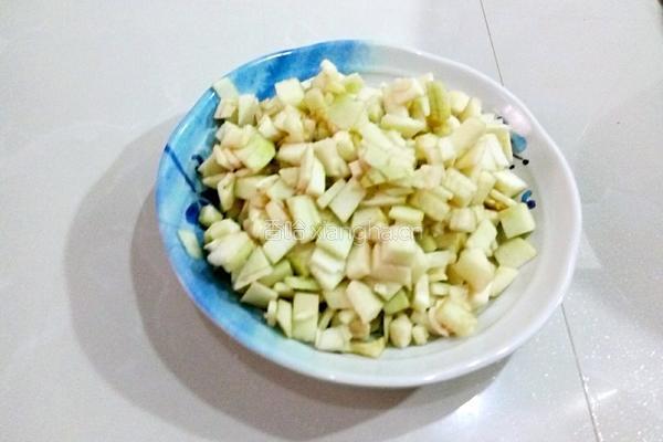  卷心菜大包子的做法图解2