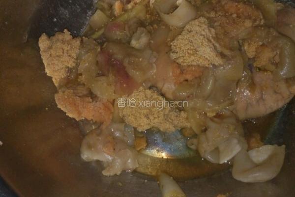 红烧鲢鱼籽的做法图解1
