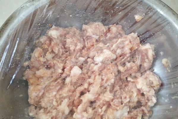 胡萝卜 豆腐 肉饼子 的做法图解2