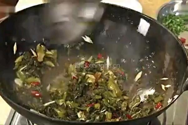 酸菜鱼的做法图解2