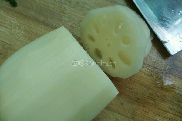 糖醋藕片的做法图解1