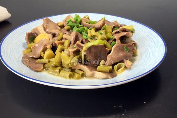 酸辣鸭胗的做法图解8