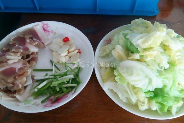 咸肉干锅卷心菜的做法图解4