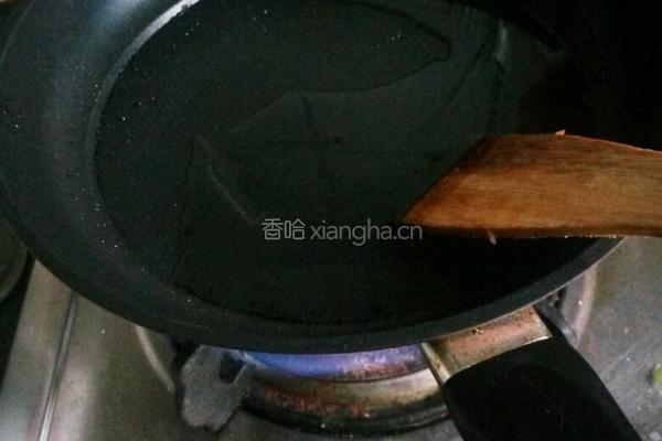 蒜蓉清炒北极贝的做法图解2