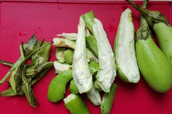 红烧手撕茄子的做法图解2