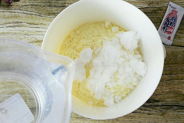 自制蓝莓酸奶的做法图解3