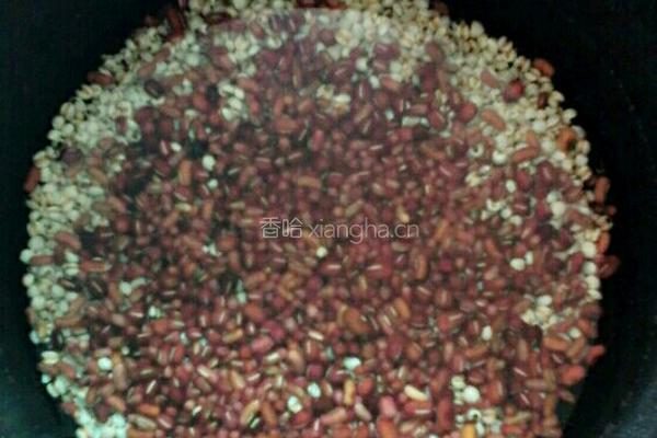 红豆薏米糖的做法图解2