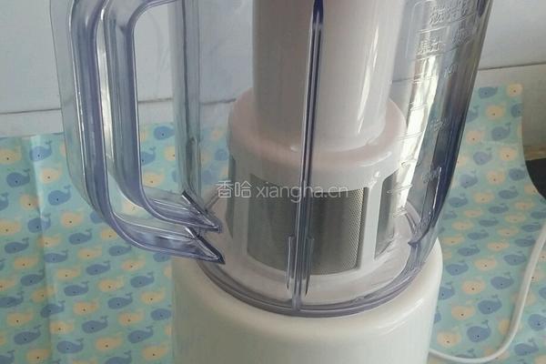 榨西瓜汁的做法图解7