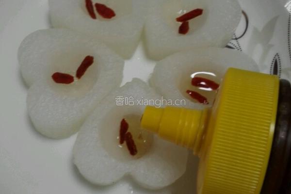白萝卜翡翠爱心盅的做法图解6