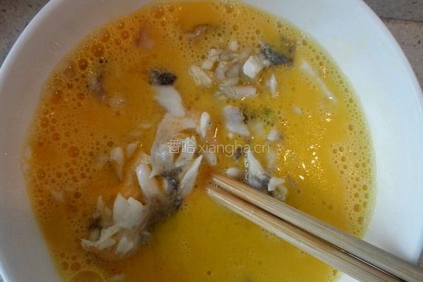 赛螃蟹(又名黄鱼炒蛋)的做法图解7