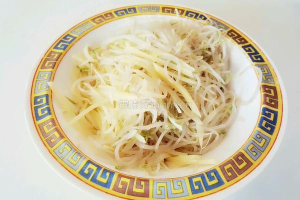绿豆芽拌土豆丝的做法图解9