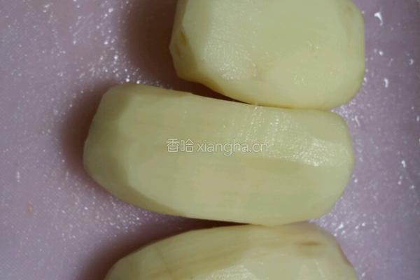 西红柿炒莲藕的做法图解1