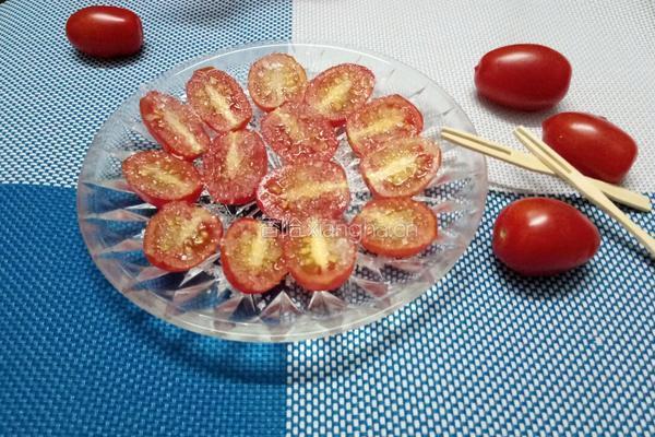 糖渍圣女果的做法图解5