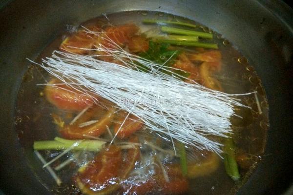 豆腐鱼粉丝汤的做法图解5
