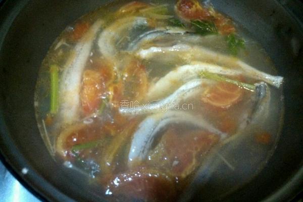 豆腐鱼粉丝汤的做法图解6