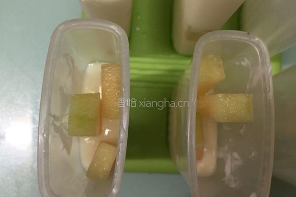 哈密瓜酸奶冰棒的做法图解6