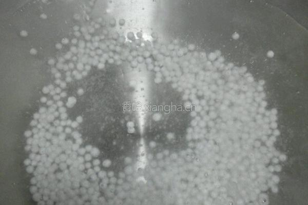 西瓜芋圆西米露的做法图解2